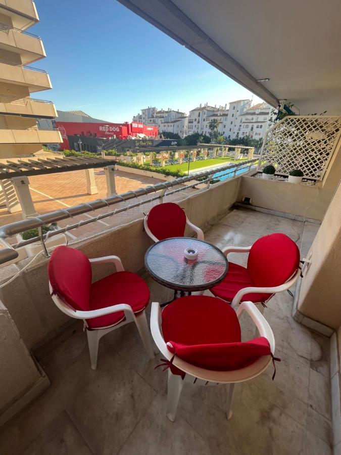 Heart Of Puerto Banus Newly Renavated Free Parking , Wifi ,Pool,Gym,Padel Court Apartment Marbella Exterior photo